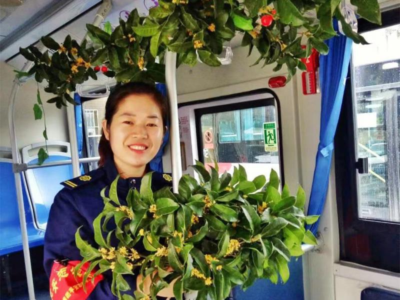 1540345228990868.jpg 桂花香車.jpg