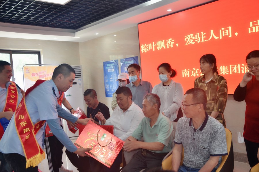 9876c14c360fe1954aede203a07579b.jpg 9876c14c360fe1954aede203a07579b.jpg