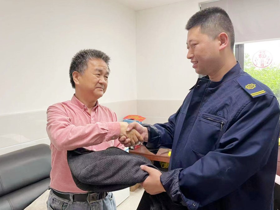 f5fd614191b38b99f435c202195edfc.jpg f5fd614191b38b99f435c202195edfc.jpg