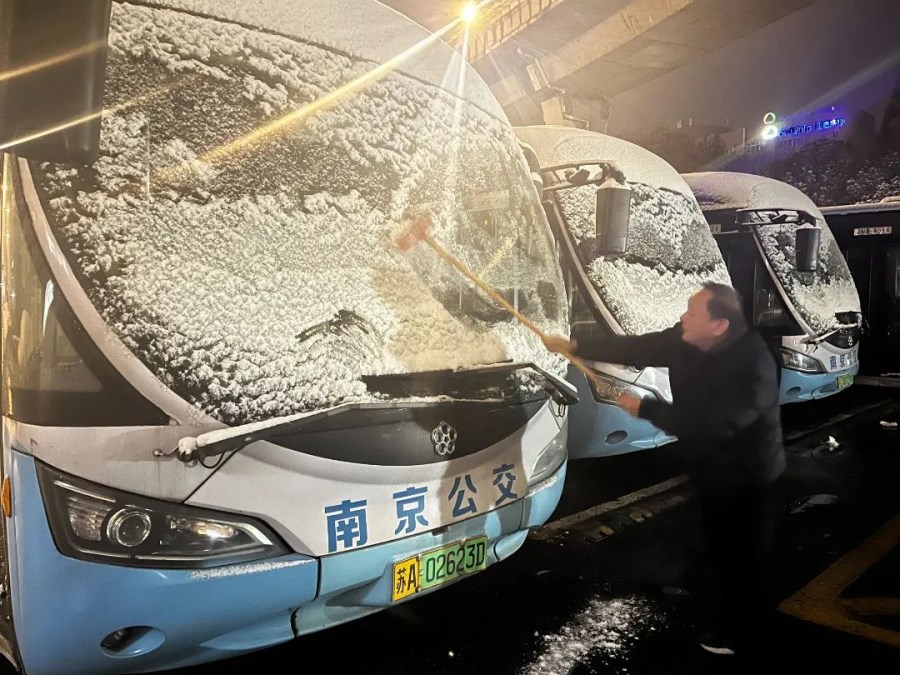 掃雪2.jpg 掃雪2.jpg