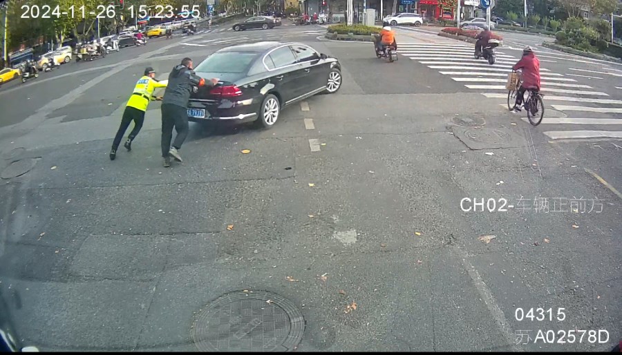 1733187828133.jpg 1733187828133.jpg